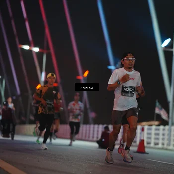 Runner Photo 6158479