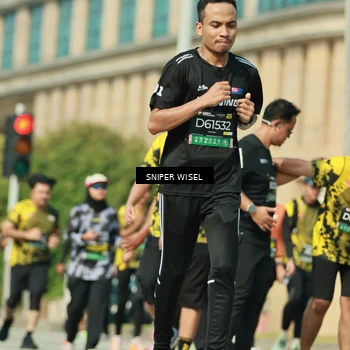 Runner Photo 6158489
