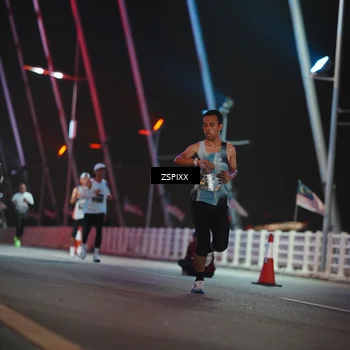 Runner Photo 6158500