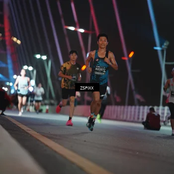 Runner Photo 6158527