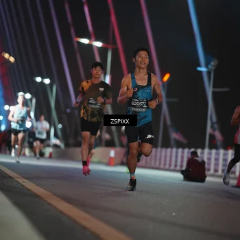 Runner Photo 6158554