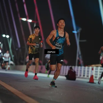 Runner Photo 6158561