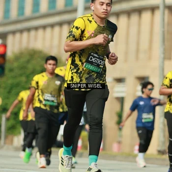 Runner Photo 6158602