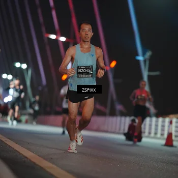 Runner Photo 6158630