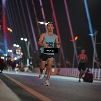 Runner Photo 6158637