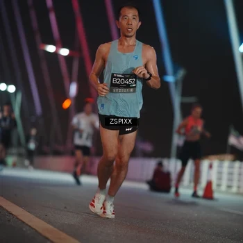 Runner Photo 6158664