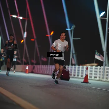 Runner Photo 6158695
