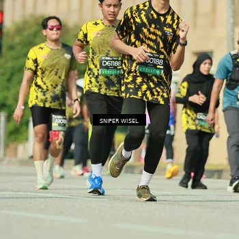 Runner Photo 6158771