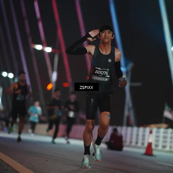 Runner Photo 6158776