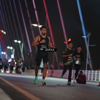 Runner Photo 6158798