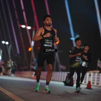 Runner Photo 6158822