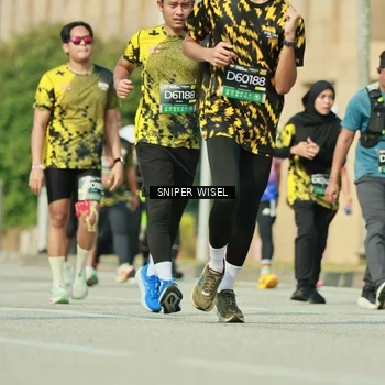 Runner Photo 6158823