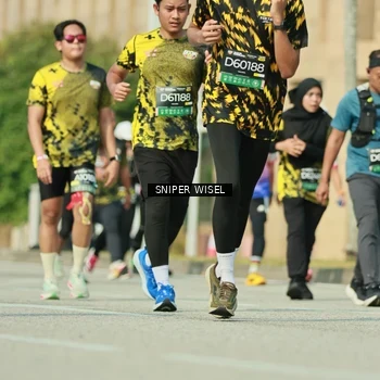 Runner Photo 6158826