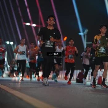 Runner Photo 6158864
