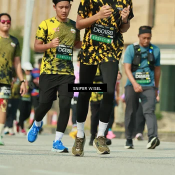 Runner Photo 6158871