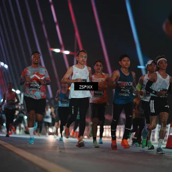 Runner Photo 6158892