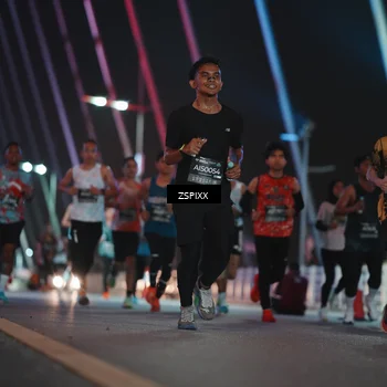 Runner Photo 6158916