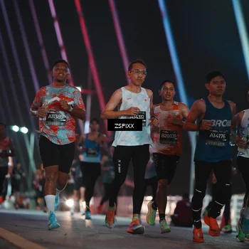 Runner Photo 6158929