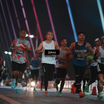 Runner Photo 6158963