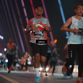 Runner Photo 6158971