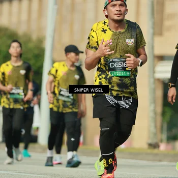 Runner Photo 6159001