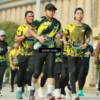 Runner Photo 6159084