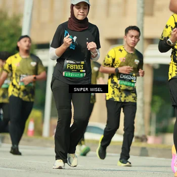 Runner Photo 6159147
