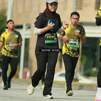 Runner Photo 6159172