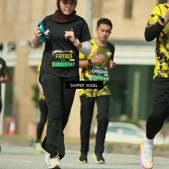 Runner Photo 6159223