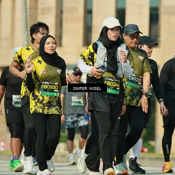 Runner Photo 6159344