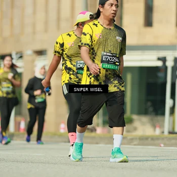 Runner Photo 6159345