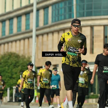Runner Photo 6159426