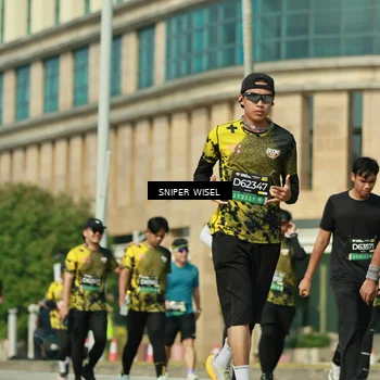 Runner Photo 6159428