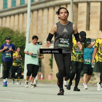 Runner Photo 6159466