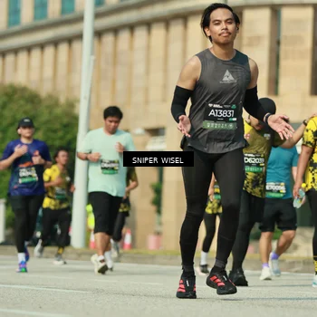 Runner Photo 6159477
