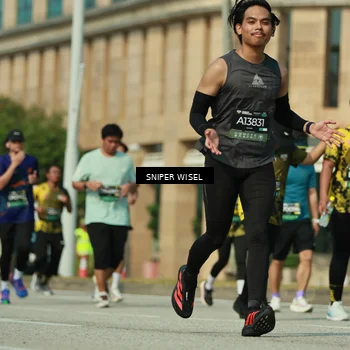 Runner Photo 6159496