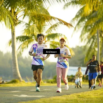 Runner Photo 6159506