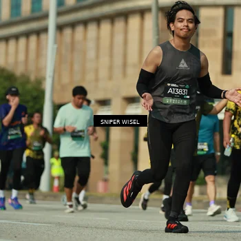 Runner Photo 6159515