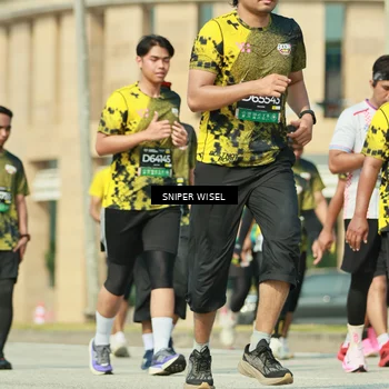 Runner Photo 6159775