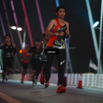 Runner Photo 6159859
