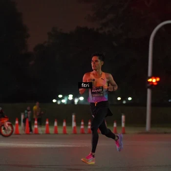 Runner Photo 6159886