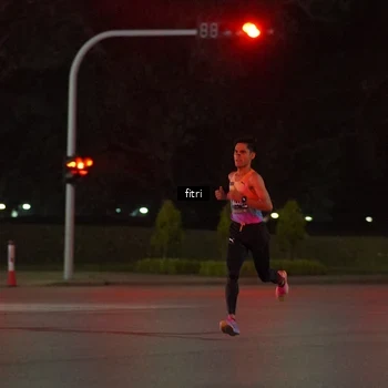 Runner Photo 6159906