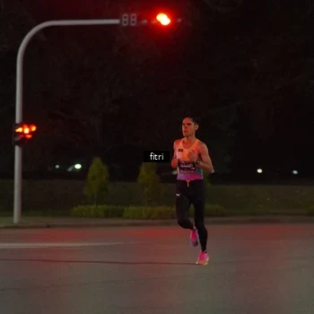 Runner Photo 6159913