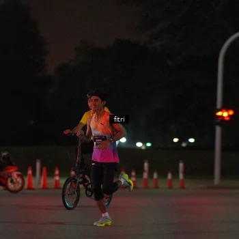 Runner Photo 6159914