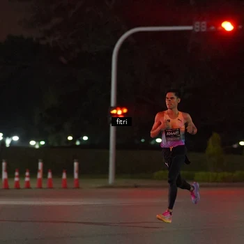 Runner Photo 6159923