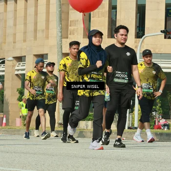 Runner Photo 6159933