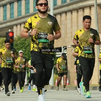 Runner Photo 6160042