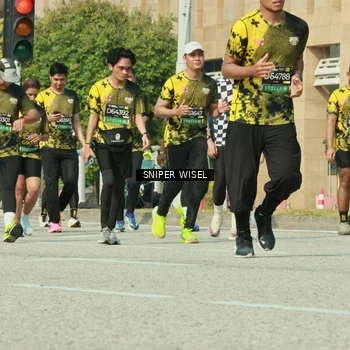 Runner Photo 6160051