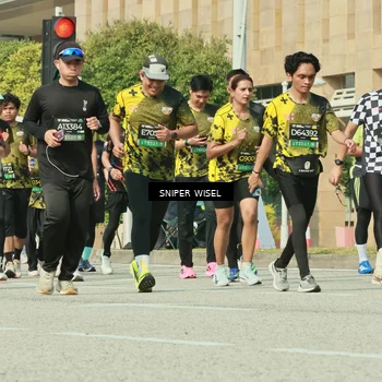 Runner Photo 6160069