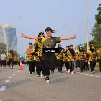 Runner Photo 6160072